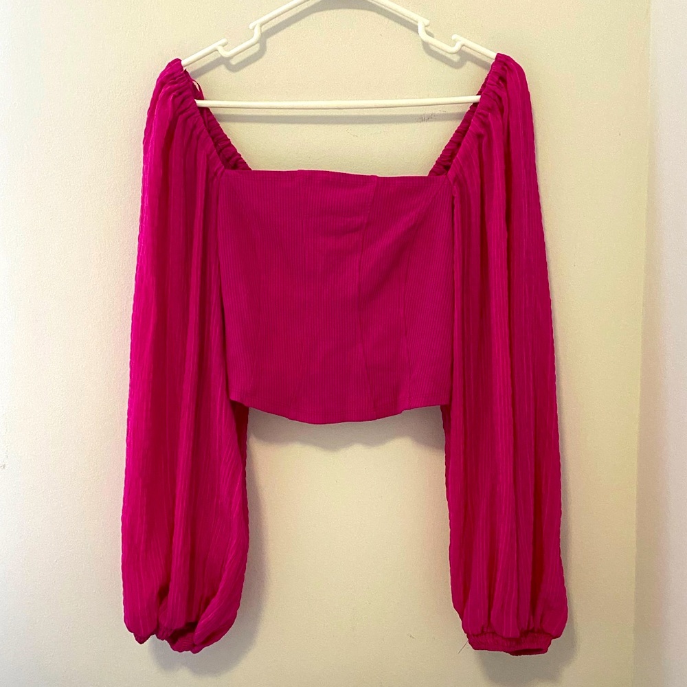 Urban Outfitters Ribbed Fuchsia Pink Peasant Cropped Top Blouse NWOT